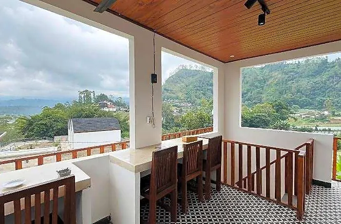 Volcano View Hotel