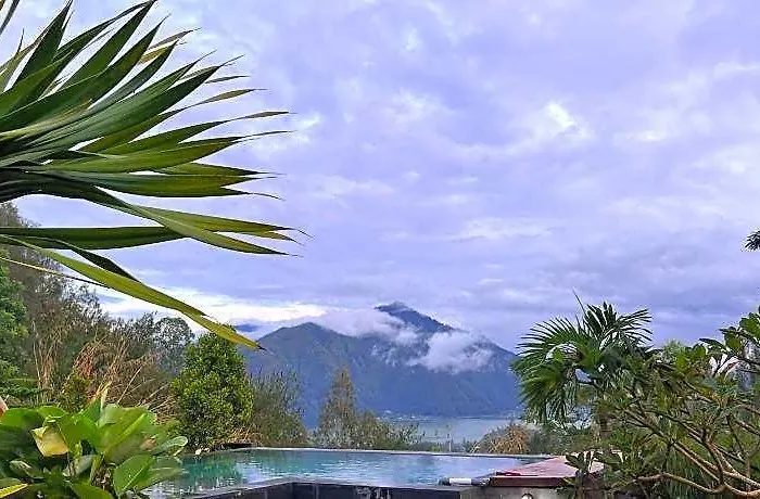 Volcano View Hotel 3*